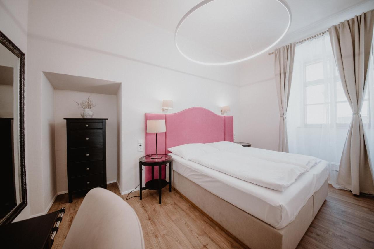 Penzion Austis Znojmo Esterno foto