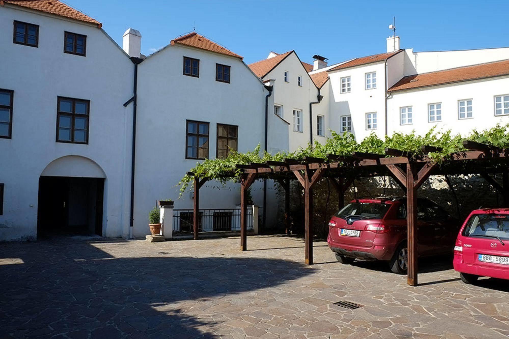 Penzion Austis Znojmo Esterno foto